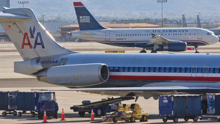 US Mega-Airlines Struggle to Capitalize on E-commerce Boom